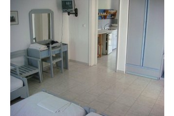 Alloggio presso privati Posidi 6